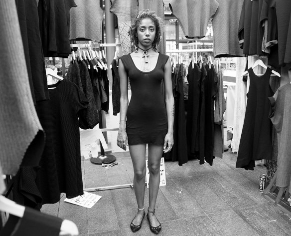 FASHION_DESIGNER_001BWsmallredo